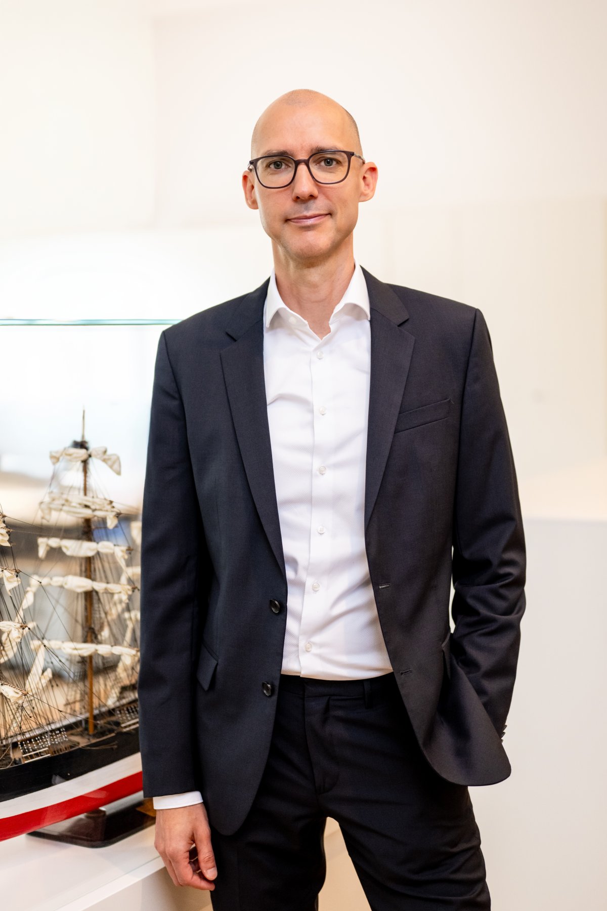 Matthias Peters, Interim Manager